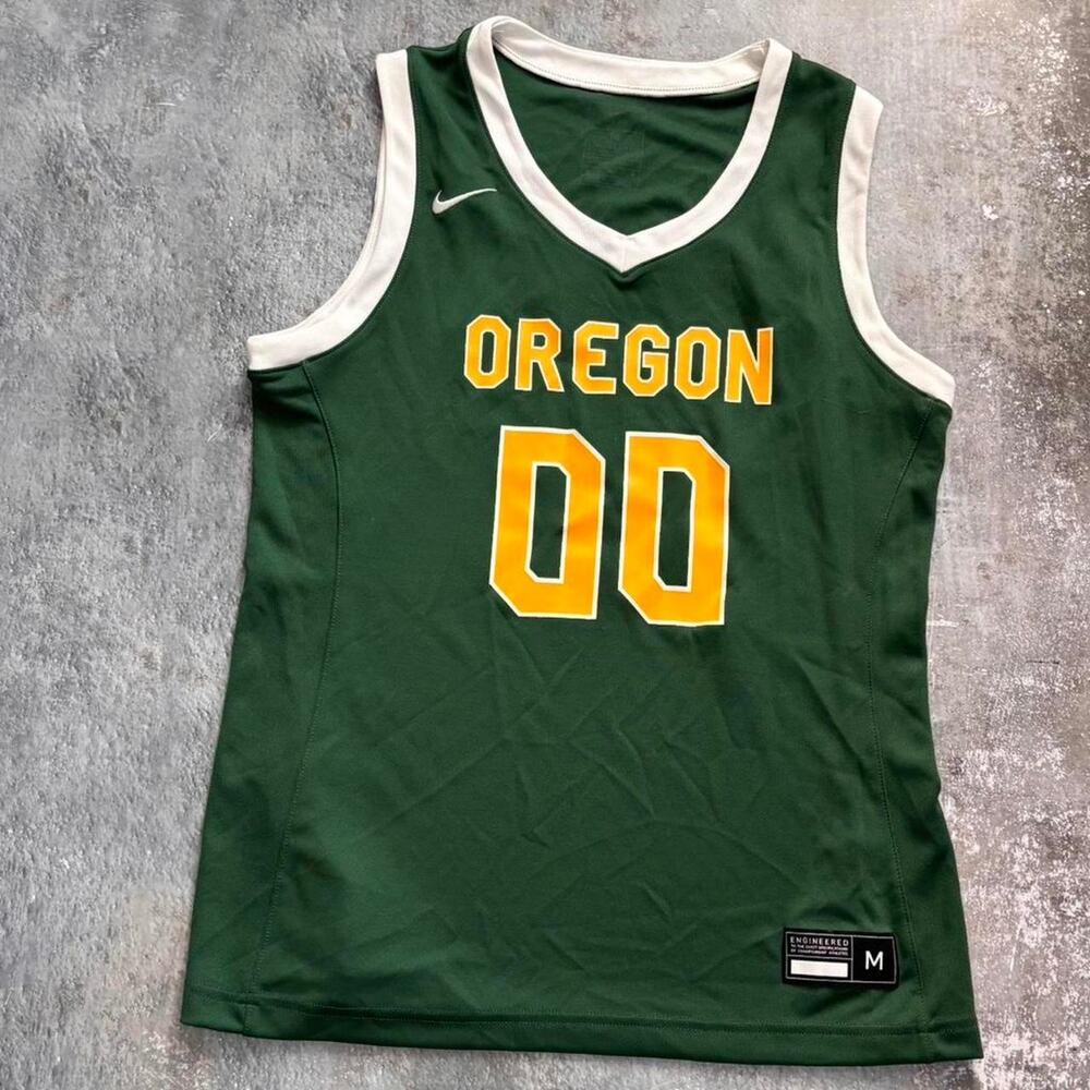 Nike Engineered Oregon Ducks Basketball Jersey. Size Medium